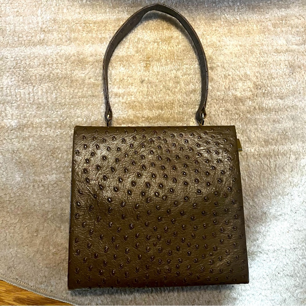 Vintage 1950’s Ostrich Waldybag Taupe side clasp